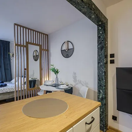 Lux Apartamento